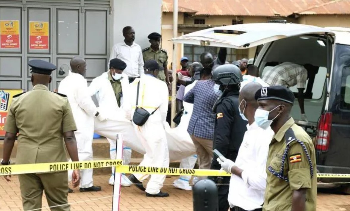 Panic In Nakasongola After A Man Is Caught Trying To Sell His Colleague’s Head After Brutal Murder