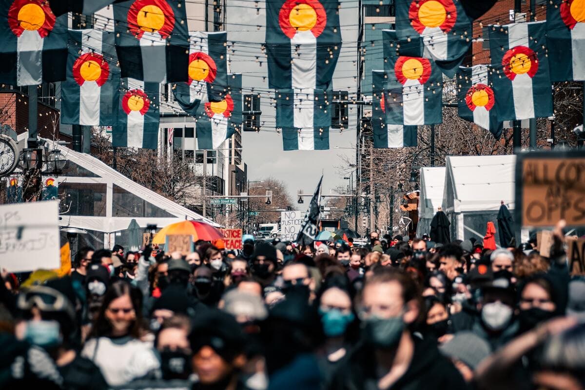 Can you guess what’s wrong with these paintings?