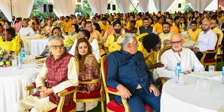 Sudhir Ruparelia Leads Indian Community in Diwali Celebration at State House