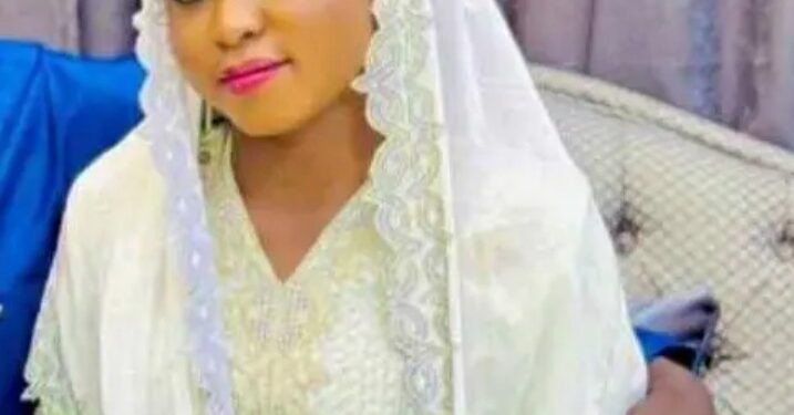 Drama As Newly Wedded Wife Caught Pants Down With Ex-lover After Husband Returns Home Unexpectedly